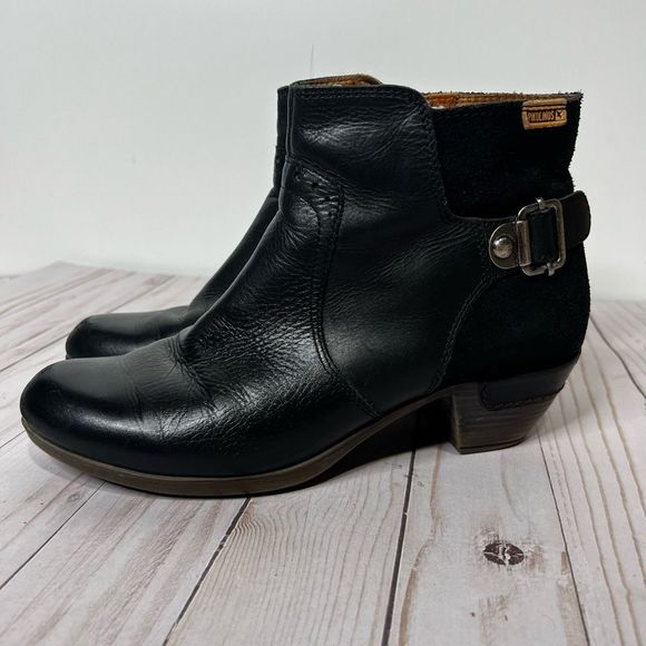 Pikolinos Rotterdam Black Leather Ankle Boots - Picture 1 of 10